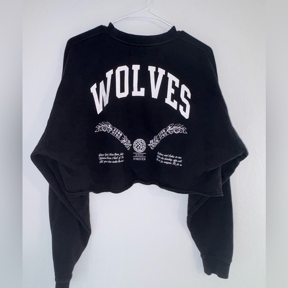 Darc Sport SHE Wolves Cropped Crewneck - Picture 7 of 14